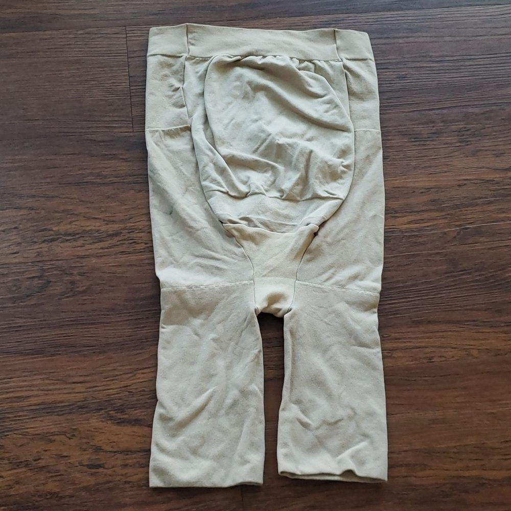 SPANX Nude Powermamaby Chic Feminine Trendy Shapewear Shorts Size C